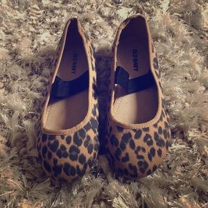 Leopard flats